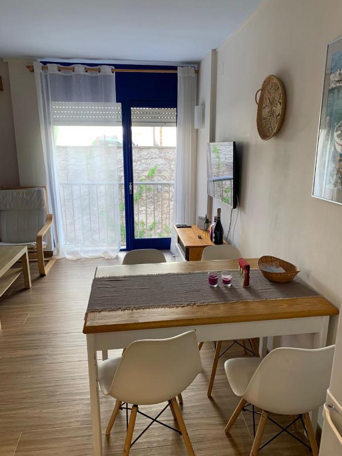 Cosy Apartment In L Escala, 7 Mins Walk To The Closest Beach, Riells L' Escala المظهر الخارجي الصورة